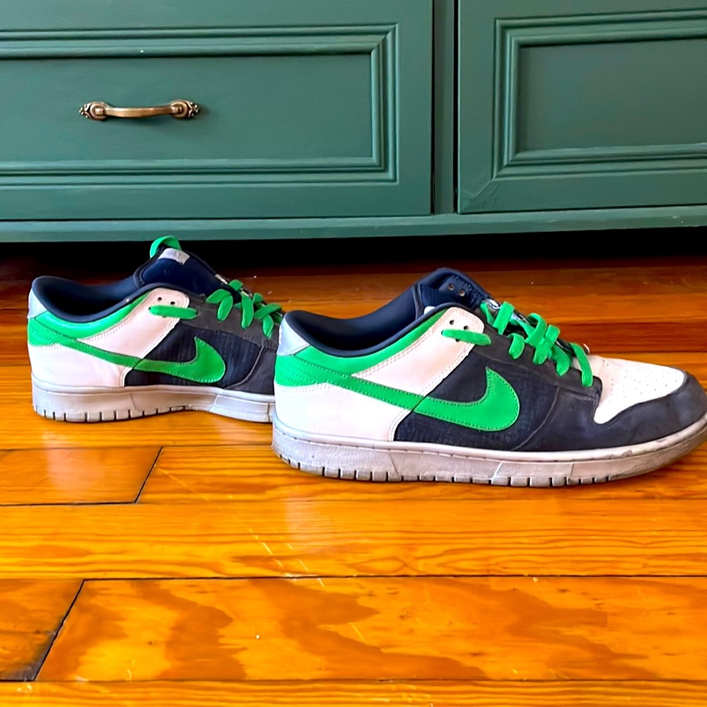 Nike Sneakers